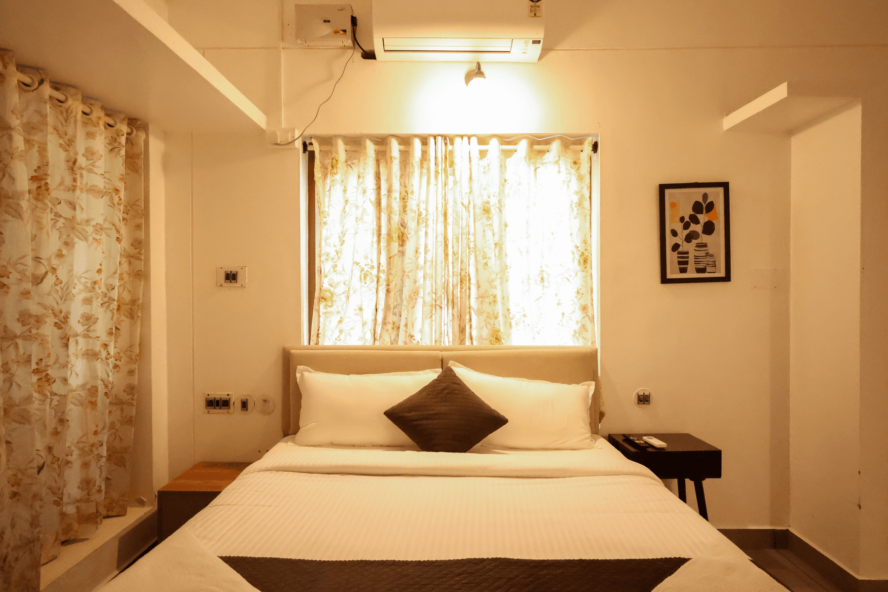 Classic Room from the foot of the bed